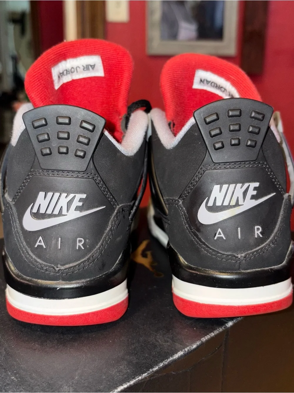 Jordan 4 Bred Retro